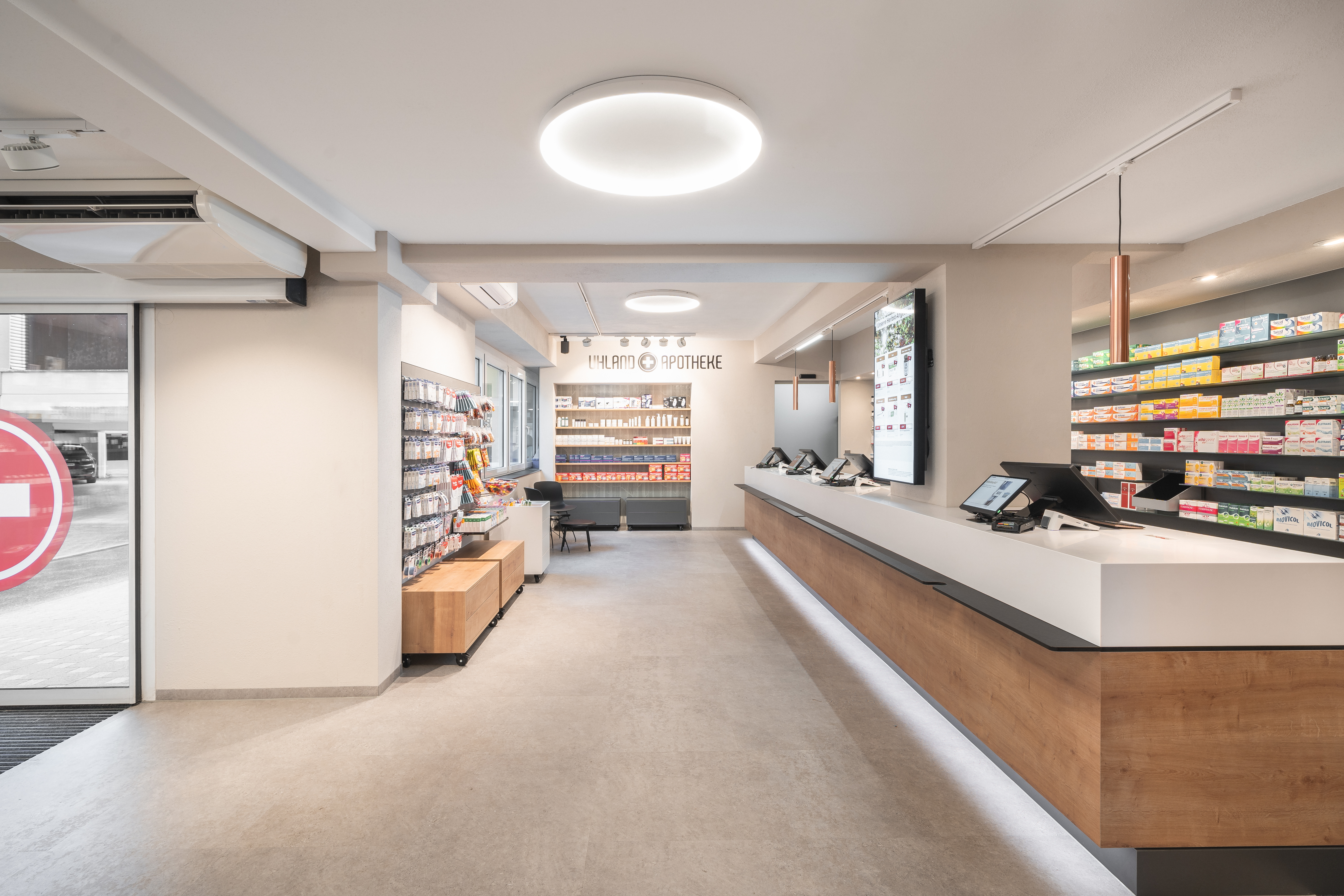 Ladenfront Uhland-Apotheke